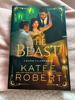 The Beast by Katee Robert - Gold & Green Cover